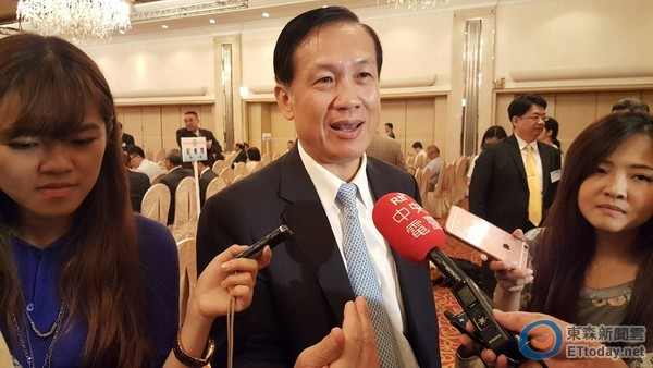 �_���̿�:����Ӣ��"�pʮ�c��"�����ԏ�"�Ŷ����R"