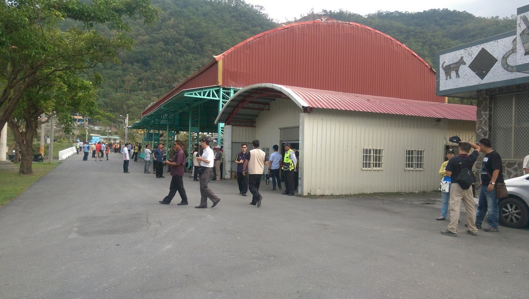 ��Ӣ���_�|����(z��i)���R·�϶��ǾS�����_��(d��ng)�ֹنT