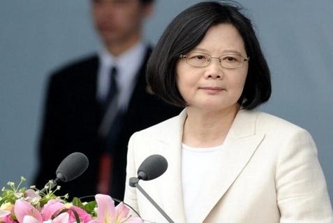 ��Ӣ�Č��ُ��{�o���p�˸���δ�������DƬ��Դ�W�j��