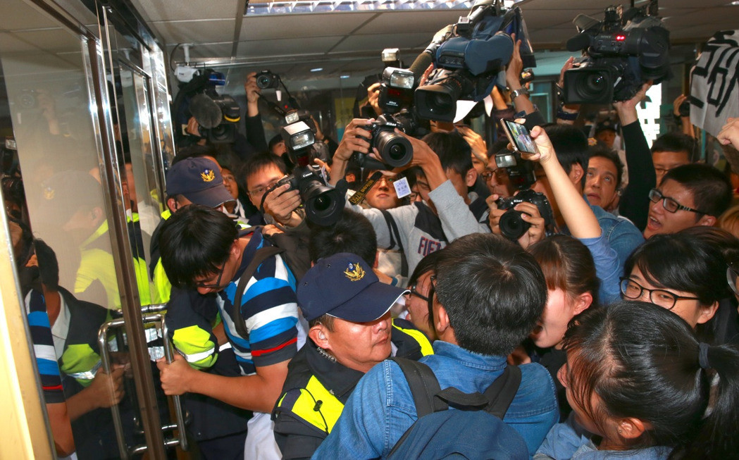 �K��ȫ���l؟���h���� �W��:���M�h�ڱ��ݸ��N��Ę