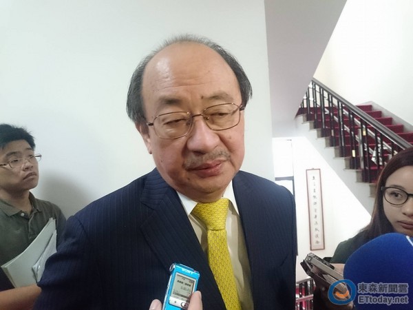 �{�G��ͨ�����Լ�"�r��"ŭ��! ���M�h����:�r��ЦԒ