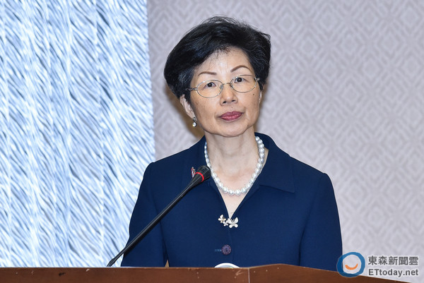 �_(t��i)�ί��(hu��)��ί̹�ԣ�520�����οͿ�?c��)뾳�?sh��)�p��2/3