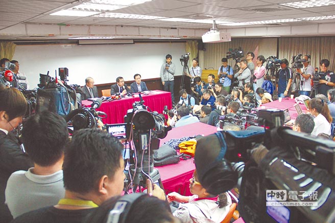 �_(t��i)ý���̮�(d��ng)���e(cu��)���ɰ����K�^��I(y��) 65�q�d��ͣ�p��ɢ