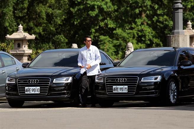 ��Ӣ����܇���_(d��)2500�fԪ���_��