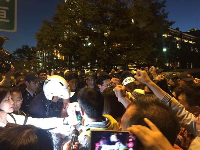 �_�����Ⱥ���J�M���k ��Ӣ���ߺ��T�x�_