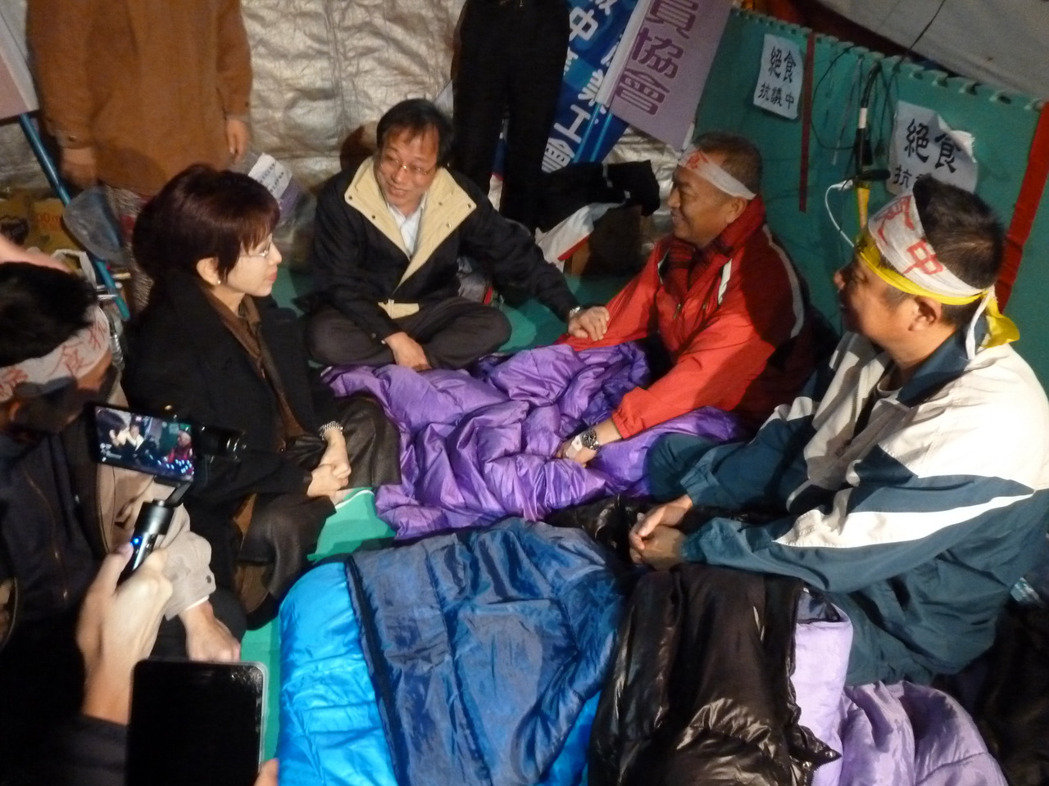 �����h��ϯ���������g̽ҕ���ڡ���Ժ��ǰ�^ʳ���h���ĸ��ʩ��܊���̈F�w