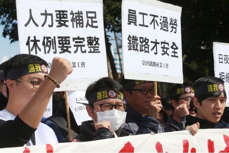 �_�F�a�I��������Ӣ���x�Ϻ󌦄ڹ������@ô����