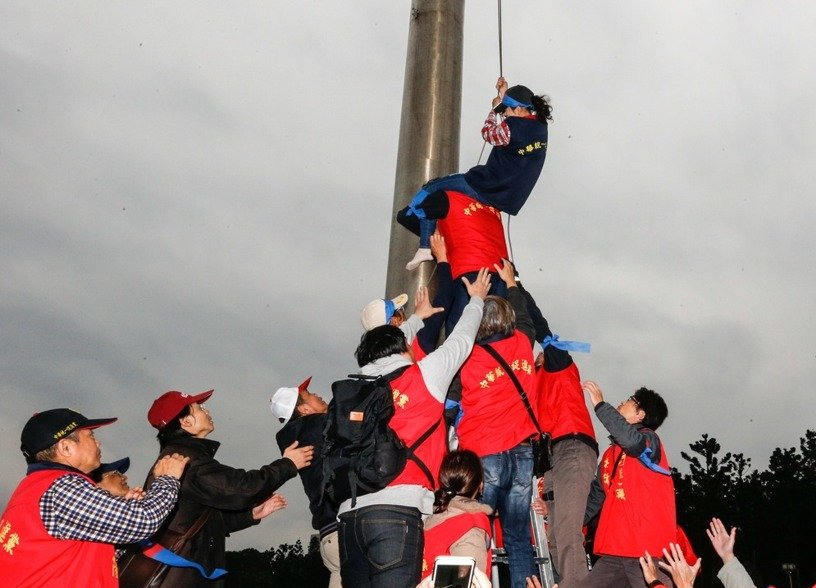 "�_(t��i)��(d��)"��(sh��)�����Y��ʯ�~������ ��÷ٟ�����R��Ӣ��