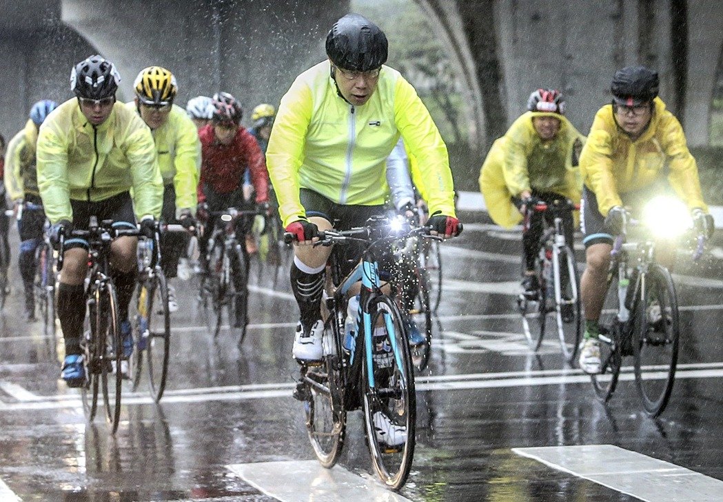 �����ܸĴ���y(t��ng)�x��(zh��n) ��ǰ���_(t��i)�����L(zh��ng)�B���A(y��)��