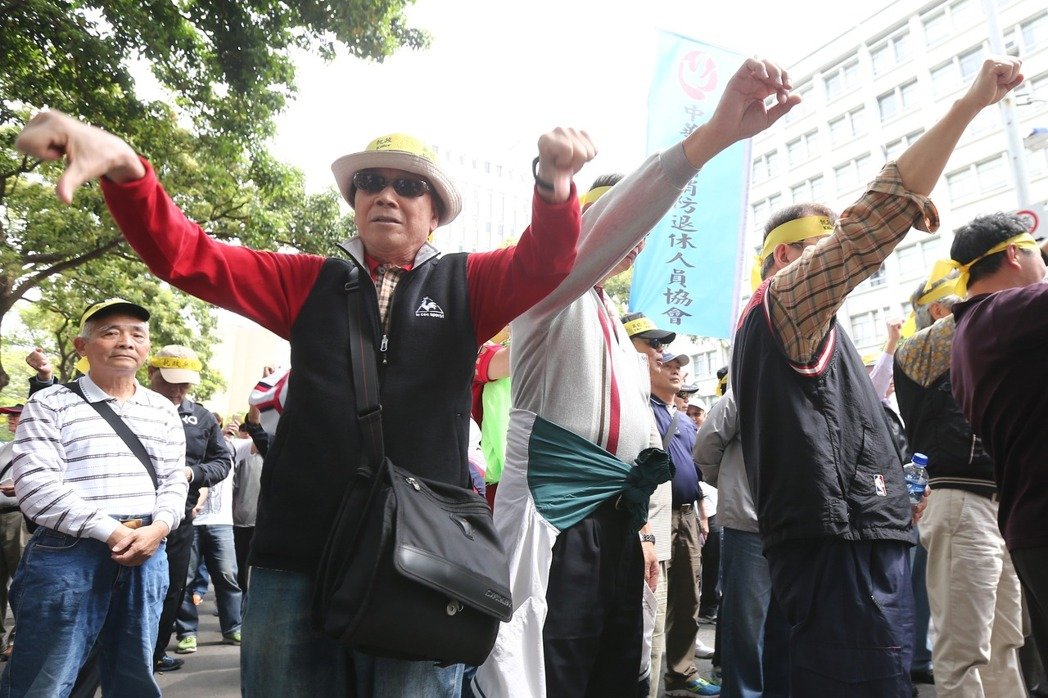 �_�����hȺ���Ƶ����R�_ͻ �ֱȡ������քݡ�����