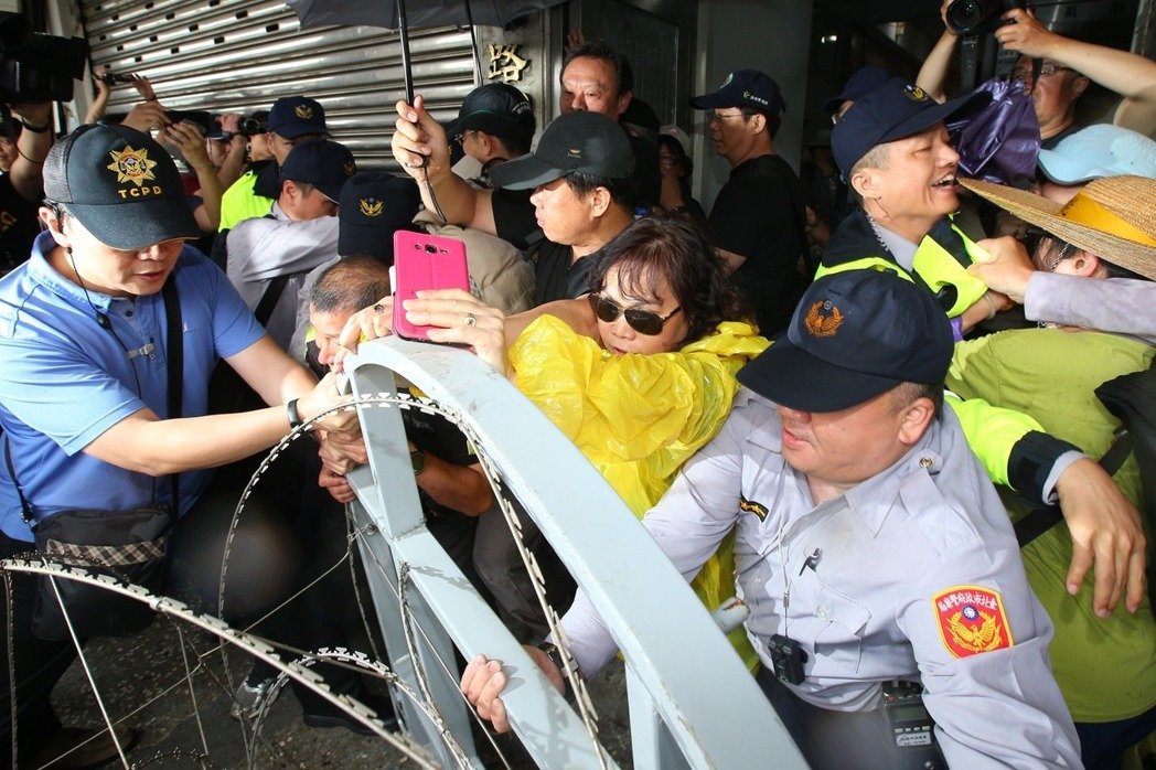 �_���hȺ��ð��ǰ�M���M�h���� �п�"�n�춼�����I"