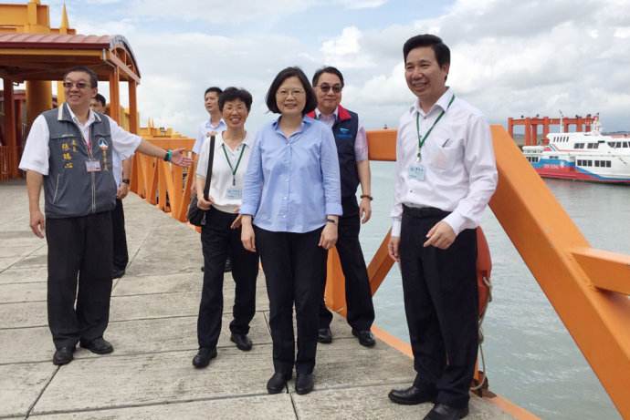 ��Ӣ���e��8ǧ�|ȫ�_���p܉ �_ý�v��(sh��)�������