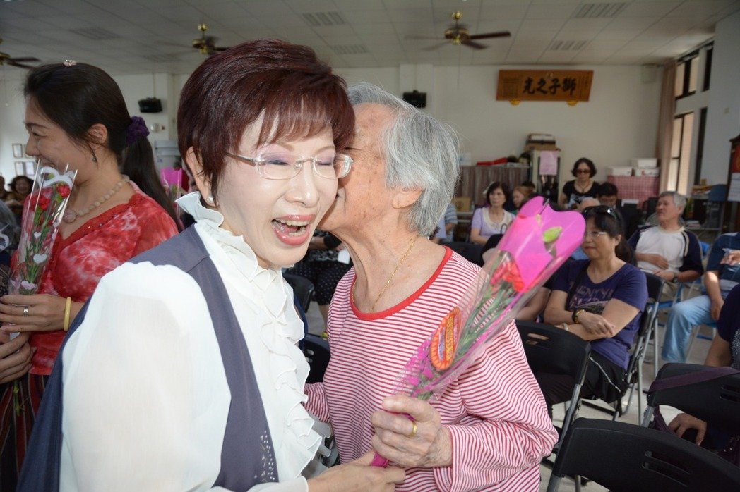 ���������Ү��h��ϯ �����������Ї�Ҫ��ƽ�yһ