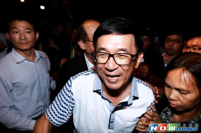 �_�^���񱊷��������ˮ�� ��������ǳ�������ը��