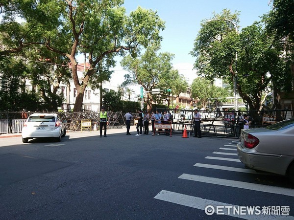 ���ĸ��h���M���Q�� �_������Ժ��������ݾo��