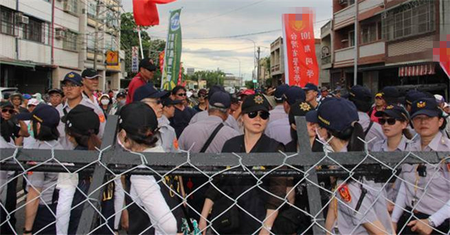 ��Ӣ��Ҫ����ȫ�_�����S�� ���Ͽ��S�������I(l��ng)��(d��o)��߀�Ƿ��ˣ���