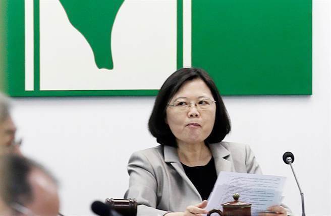 �G�I�ǎ��������{���^���񱊌���Ӣ�Ĉ������M