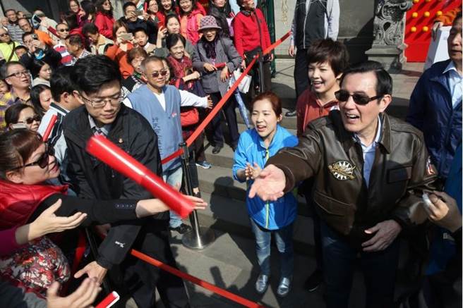 �RӢ�Űl���˚��� �_�W�ѣ��Ĳ����ͶƱ�o����