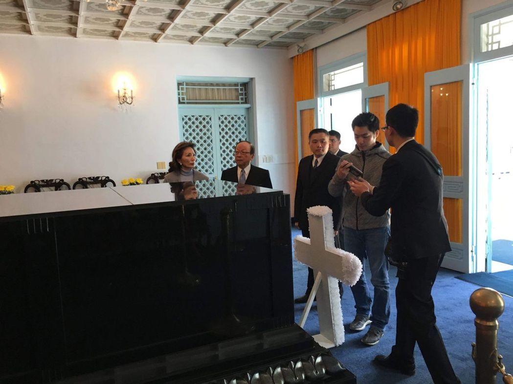 �Y��ʯ�ꌋ��228���❊�� �Y�f(w��n)���ɸ�ĸ���Ⱥ��鿴