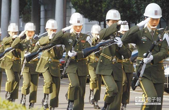 ��Ӣ�ġ��������⿳�� �_���־S���q�缈�ϻ���