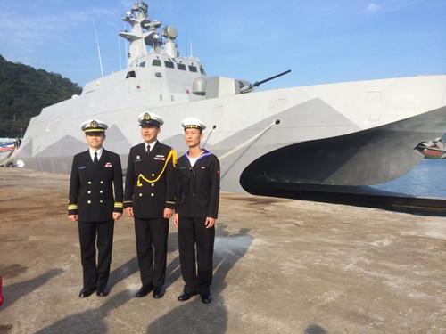 �_����ۙ����Ş������ ϵ���ƺ�ĸ����(�D)