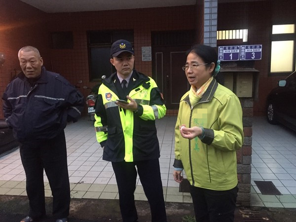 �_(t��i)܊���񱊮�(d��ng)��У�����ݾ��r(sh��)�ӏ��w��������