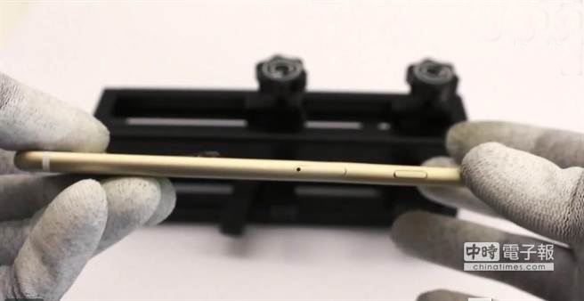 ����Ť���Ϸ��{���ݽz��iPhone��߅ʩ������һ������iPhone 6��׃ֱ��