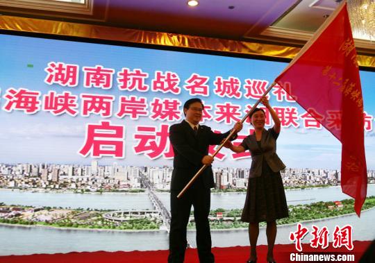 �ɰ�����ý�w��(l��i)��Ѳ�Y���Ͽ���(zh��n)����(�D)