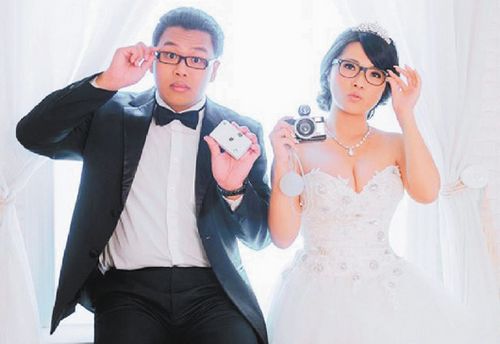 �����״μs��(hu��)��·���˸Є�(d��ng)Ů���������˚w���D��