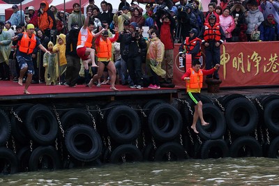 �±����k�f���������ۻ�Ӱ����¸������������D��