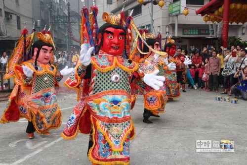 �_�����ؽ�ĸ��Ѳ�����dAPP��֪���Iλ�ã��D��