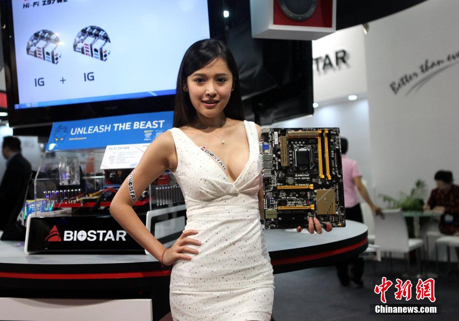 2014�_�����H��Xչ�_Ļ ����������������