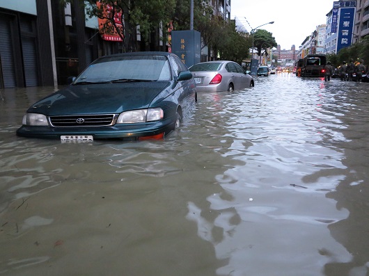 ���ۡ���(z��i)�ϼӞ�(z��i)��һҹ���� ��(z��i)�^(q��)���ˡ�����