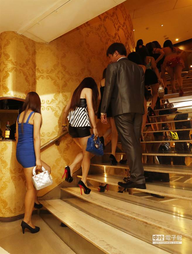 �_�����������l�ߺڳ��������S��r���R�z�����DƬ��Դ���_�����Ї��r�󡷣�