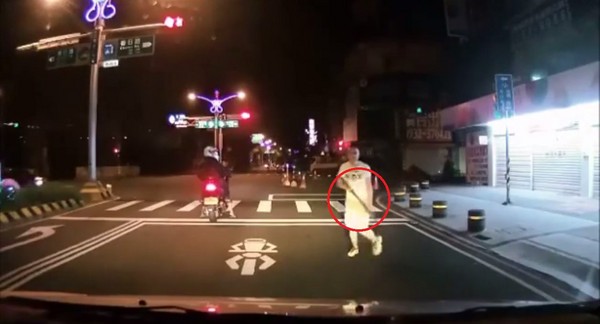 �҈@���L���硱����·��