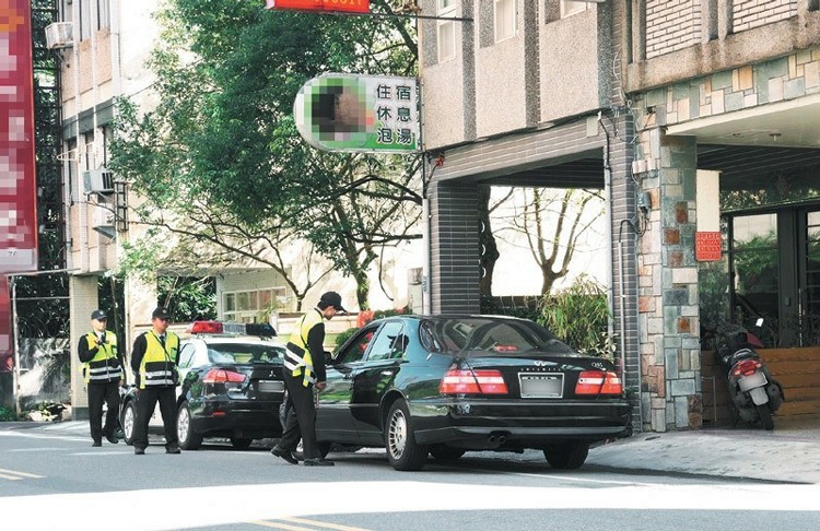 ���m�h�T���h�ڽ�Ϫ�O���Ԍ��^�� �M�һء������l��