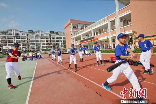 һ��(g��)�_(t��i)��С��İ���֮·(�D)