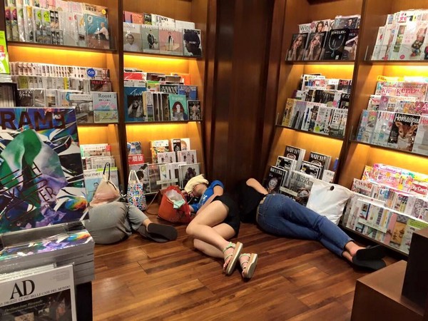 ��ѝŮֱ��˯���ڶ����\(ch��ng)Ʒ�ذ塣���|ɭ���D��