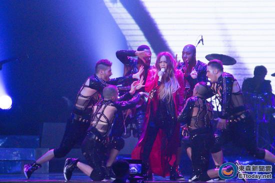 �������ݳ����D