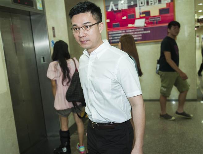 ���_�˃Ⱦ����װ� СS�Ϲ��@�Пo���������2��