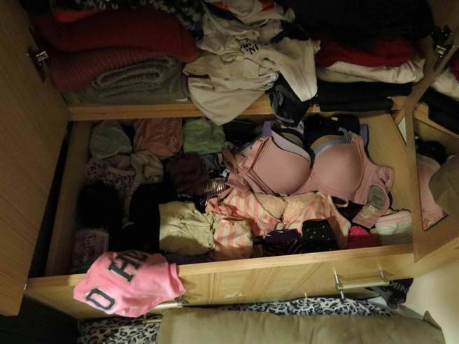 ���Ќ�͵����Ů�Ã�(n��i)��ѝ�����R�ղ��ڹ�����