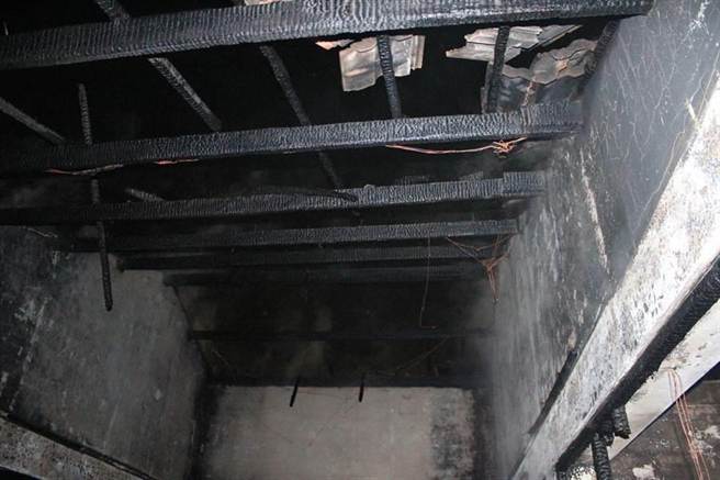 �_(t��i)����լ���g�@���ⱬ �݃�(n��i)�l(f��)�F(xi��n)2�߽�ʬ���D��