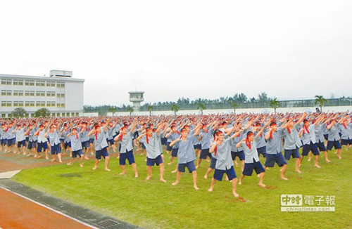 ��Ʒ���ﷺ�E���_�O�z�˝M�黼�نT�Q��a�����α�