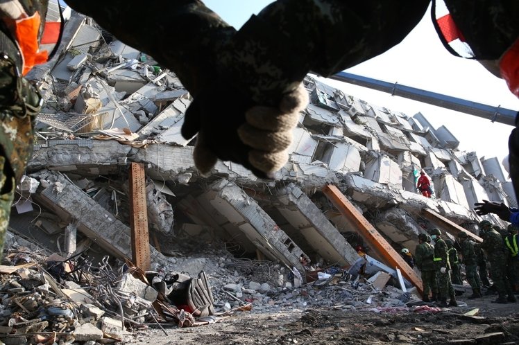 206�����е������_�ϾS�ڴ��