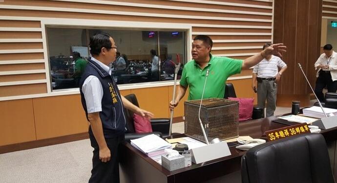  Ҳ��ƴ�ˣ��_(t��i)���h�Tץ���R���|(zh��)ԃ���������DƬ��(l��i)Դ���_(t��i)����(li��n)�ψ�(b��o)����