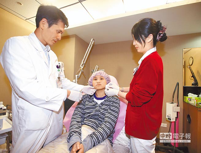 ÿ�괺���^���в��ٴ�W�����t���\����ԃ�����ᡢ�p��Ƥ���Ŀ���D���t���t�����W��΢����