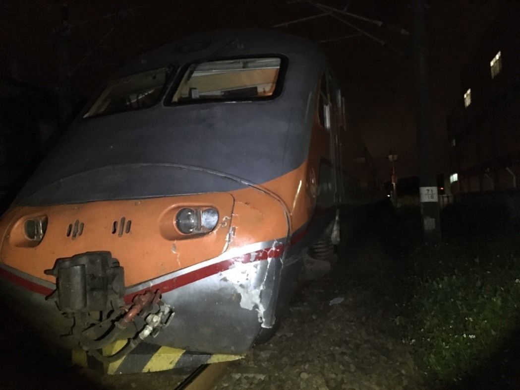 �_(t��i)�F12С�r(sh��)3�������¹ʣ�28���������1��1��