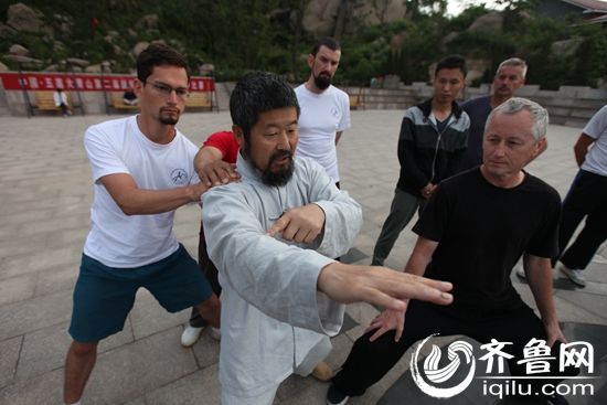 ����Ӹ�����A�W(xu��)ˇ