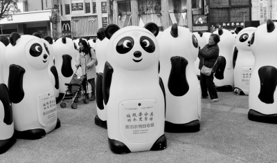 �Ϻ��f�»����䱻С؜�а� ����������Ј�(ch��ng)