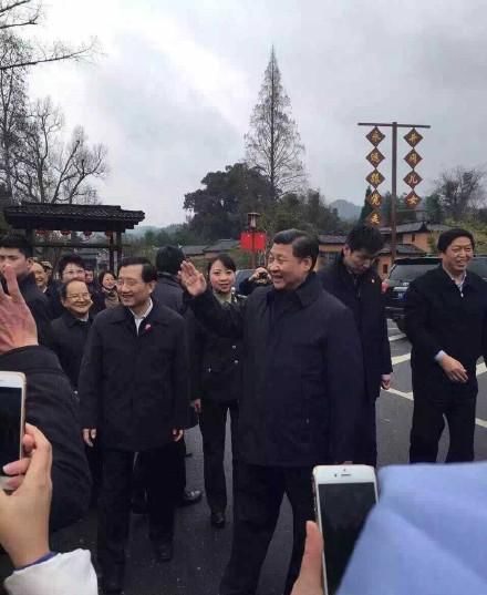 ����ƽ����ǰϦҕ�쾮��ɽ(�D)